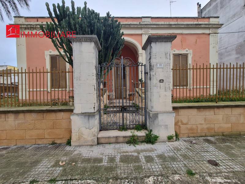 casa indipendente in vendita a Surbo