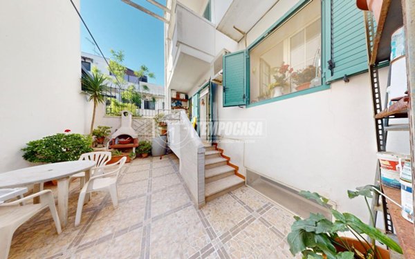 casa indipendente in vendita a Surbo