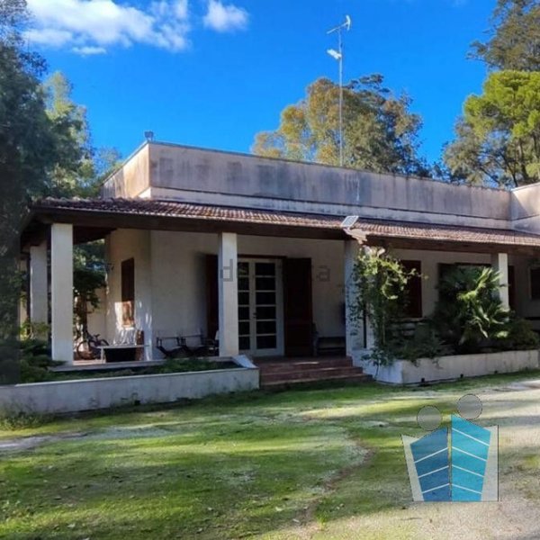 casa indipendente in vendita a Surbo