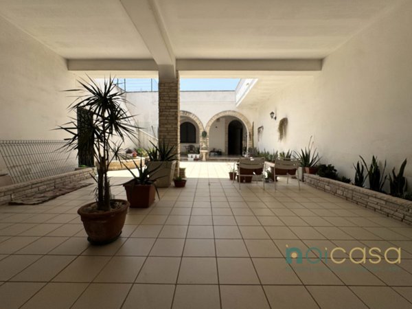 casa indipendente in vendita a Surbo in zona Giorgilorio