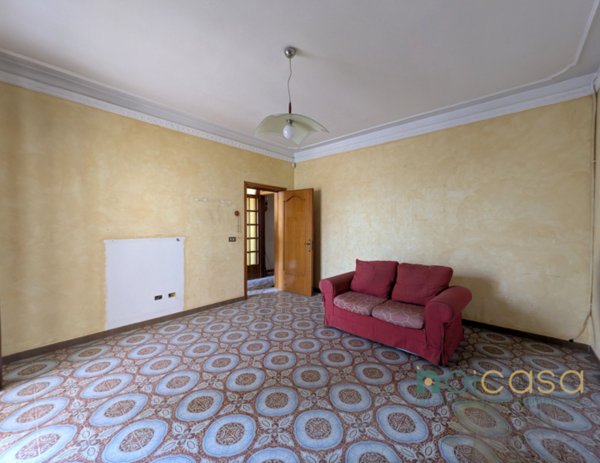 casa indipendente in vendita a Surbo in zona Giorgilorio