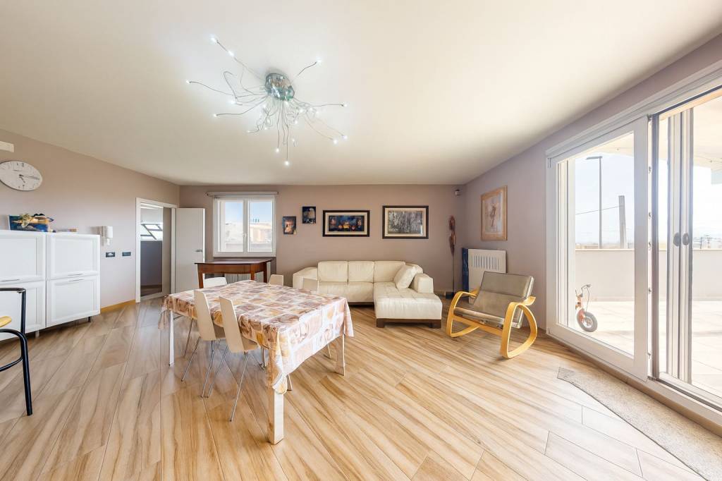 casa indipendente in vendita a Surbo