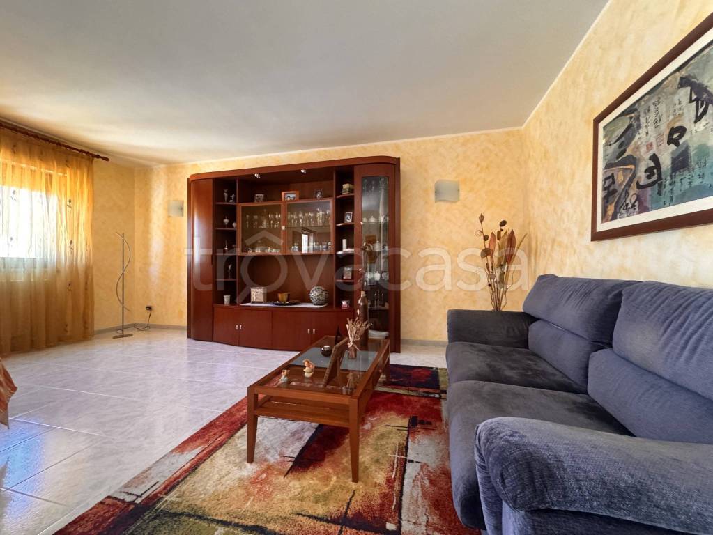 casa indipendente in vendita a Surbo in zona Giorgilorio