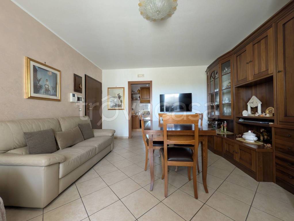 appartamento in vendita a Surbo in zona Giorgilorio
