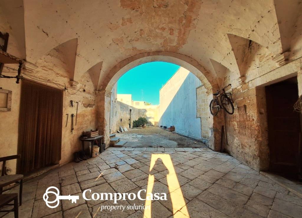 quadrivano in vendita a Surbo