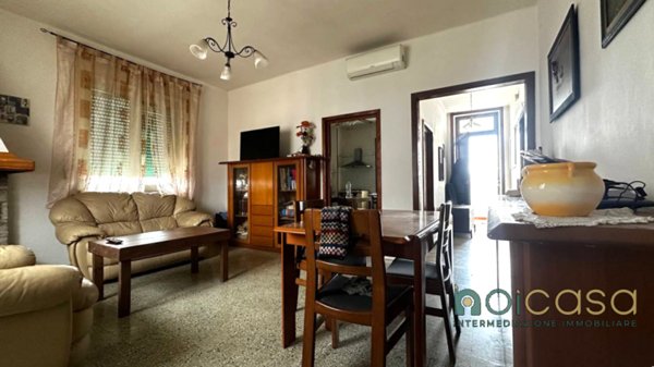 casa indipendente in vendita a Surbo in zona Giorgilorio