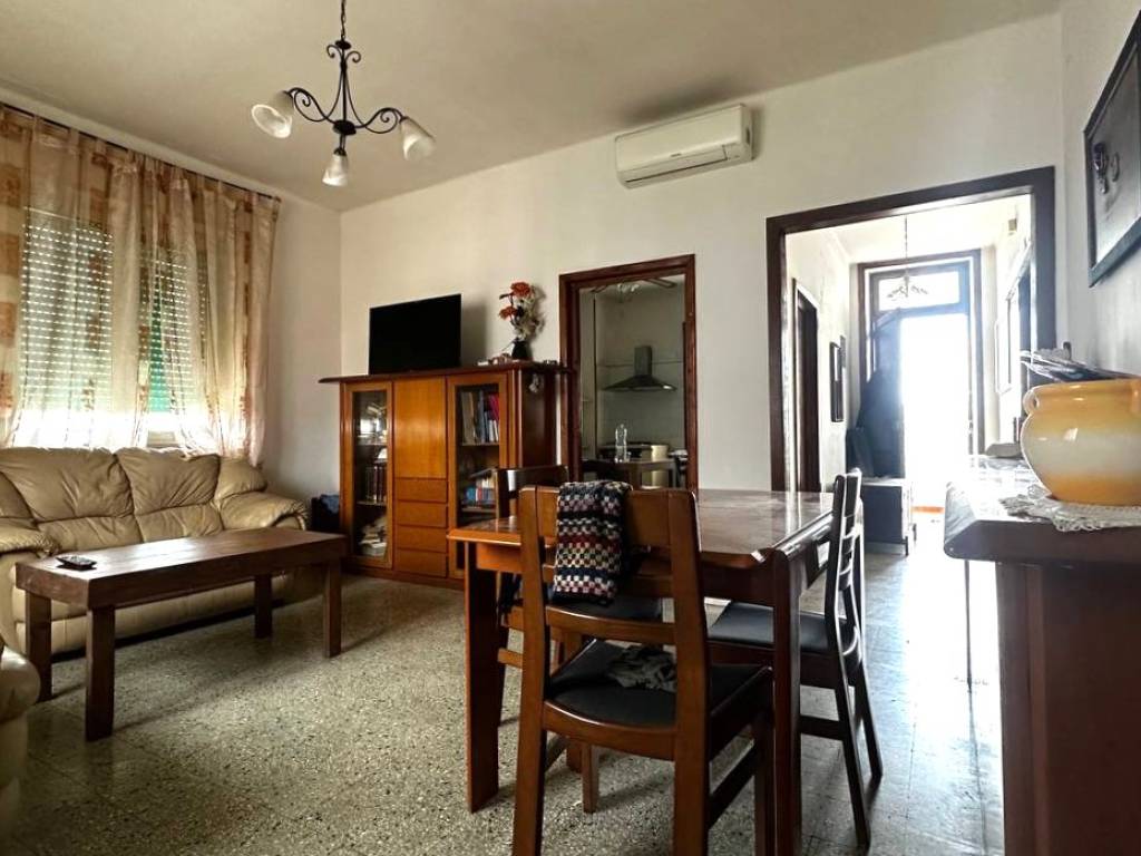 casa indipendente in vendita a Surbo in zona Giorgilorio