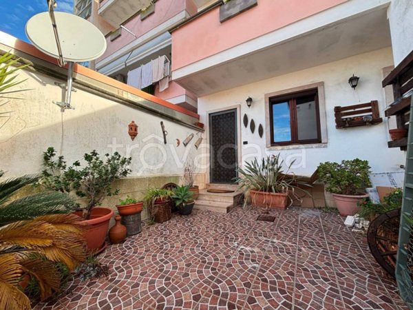 casa indipendente in vendita a Surbo in zona Giorgilorio