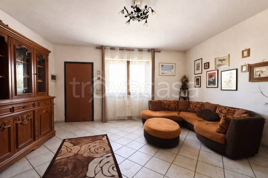 casa indipendente in vendita a Surbo in zona Giorgilorio