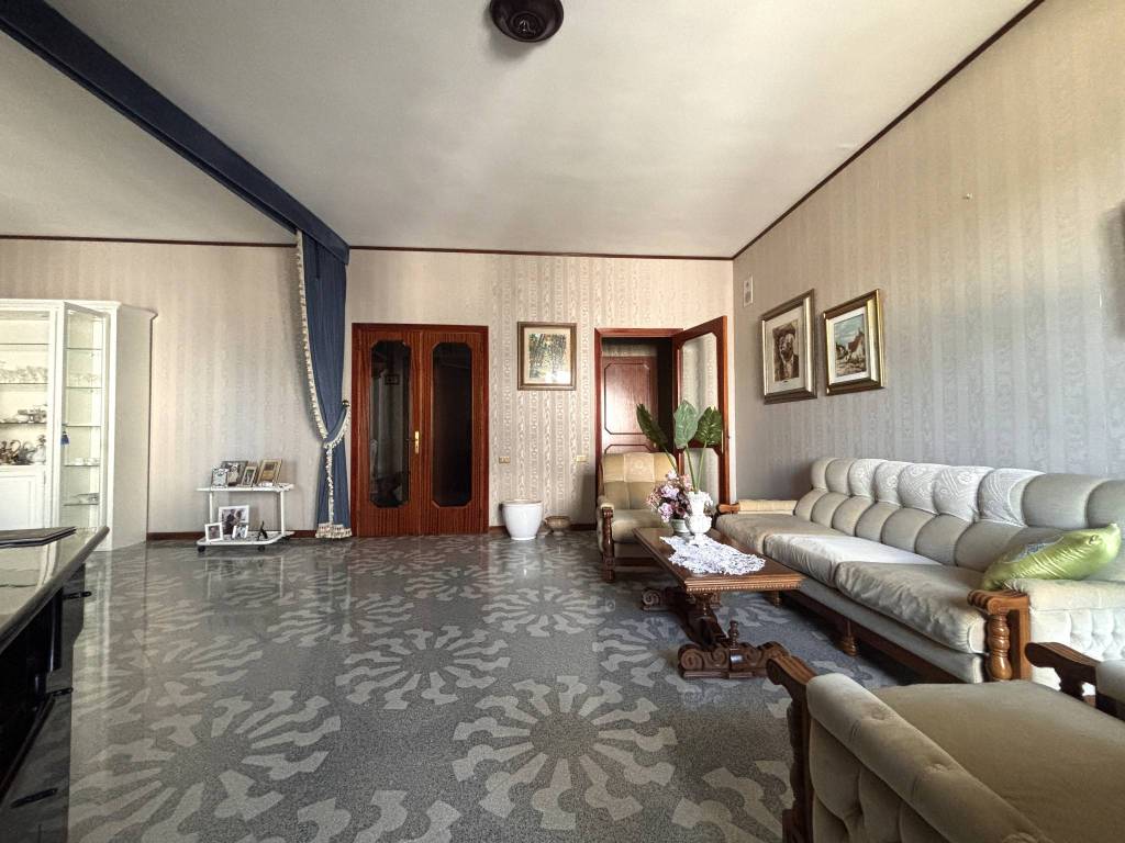 appartamento in vendita a Surbo in zona Giorgilorio