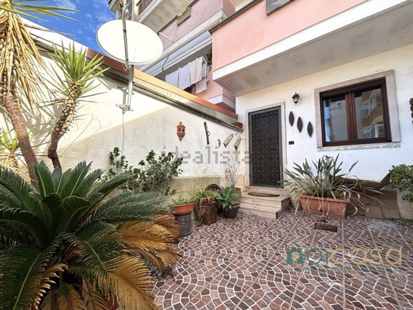 casa indipendente in vendita a Surbo in zona Giorgilorio