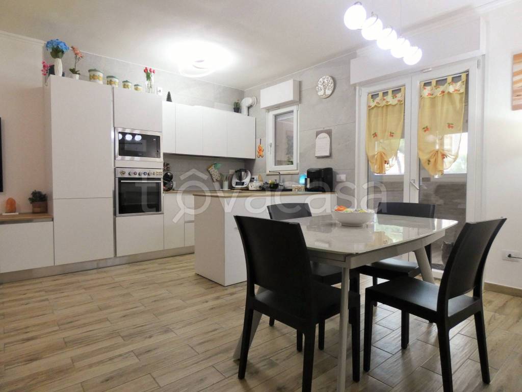 appartamento in vendita a Surbo in zona Giorgilorio