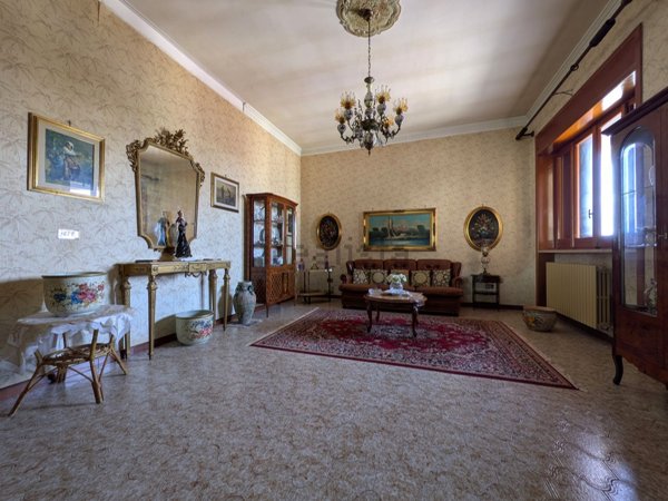 casa indipendente in vendita a Surbo