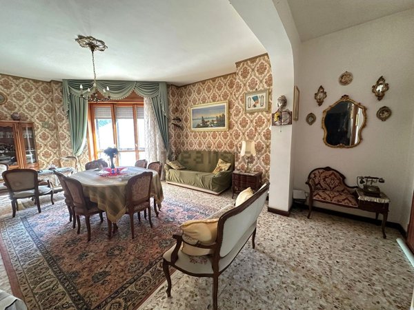 appartamento in vendita a Surbo in zona Giorgilorio