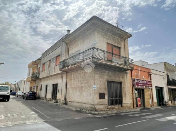 casa indipendente in vendita a Taviano