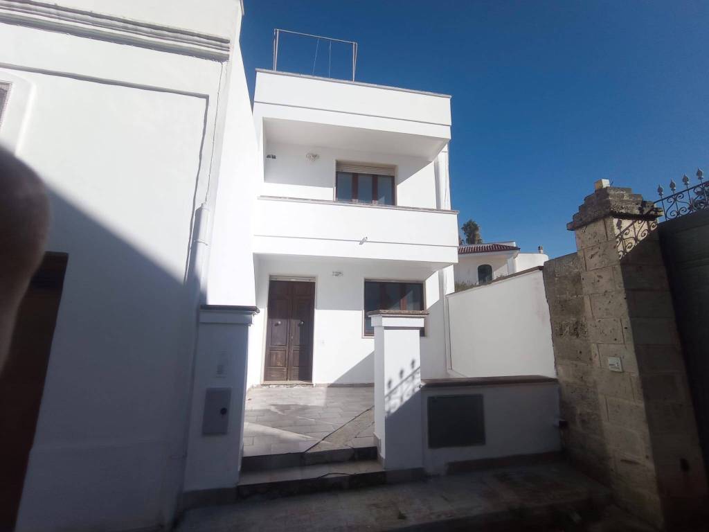 casa indipendente in vendita a Taviano