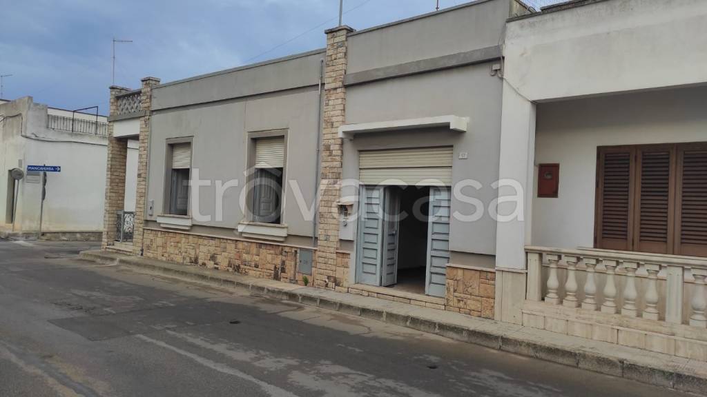 casa indipendente in vendita a Taviano