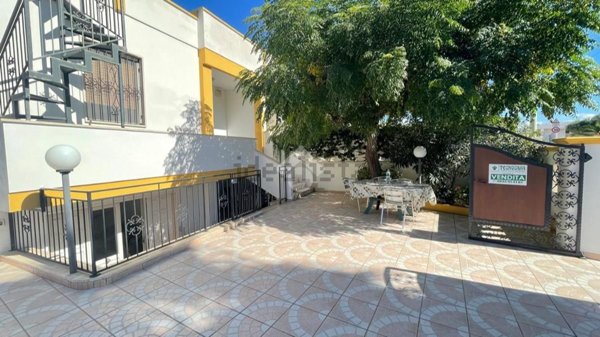 casa indipendente in vendita a Taviano in zona Marina di Mancaversa