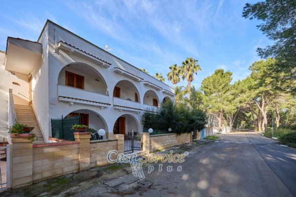 casa indipendente in vendita a Taviano in zona Marina di Mancaversa