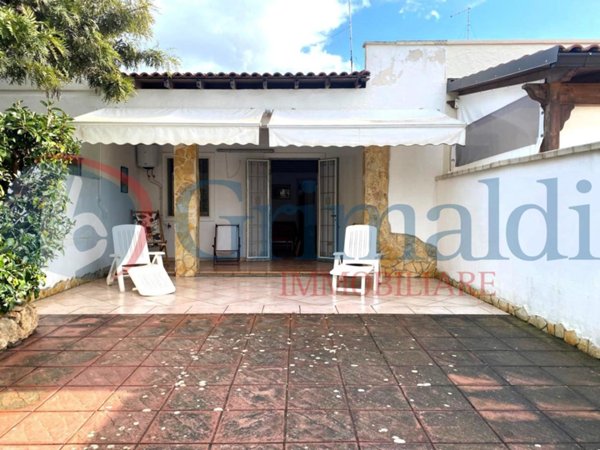 casa indipendente in vendita a Taviano