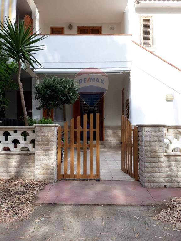 appartamento in vendita a Taviano in zona Marina di Mancaversa