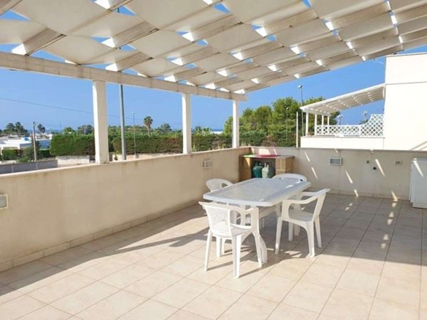 casa indipendente in vendita a Taviano