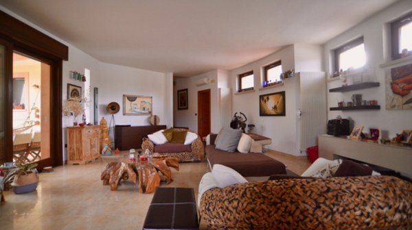 casa indipendente in vendita a Taviano in zona Marina di Mancaversa