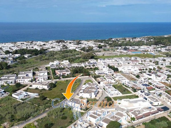casa indipendente in vendita a Taviano in zona Marina di Mancaversa