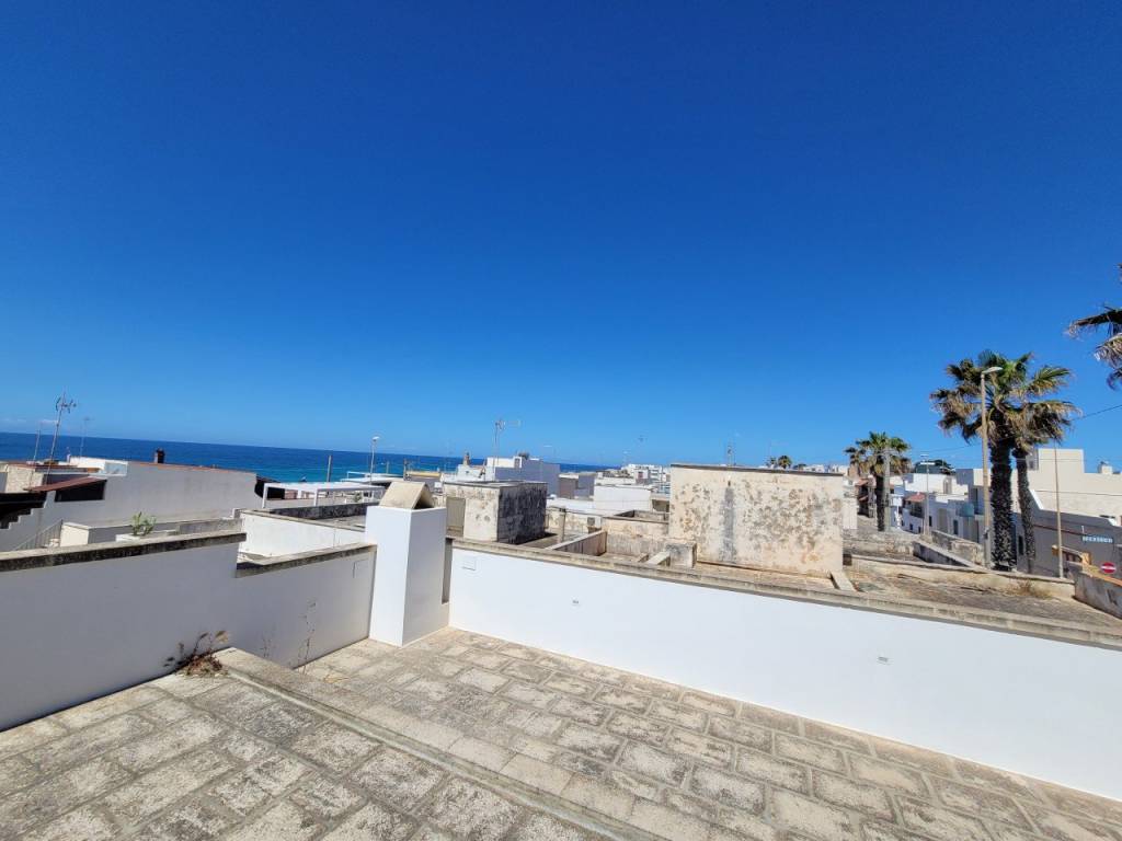 casa indipendente in vendita a Taviano in zona Marina di Mancaversa