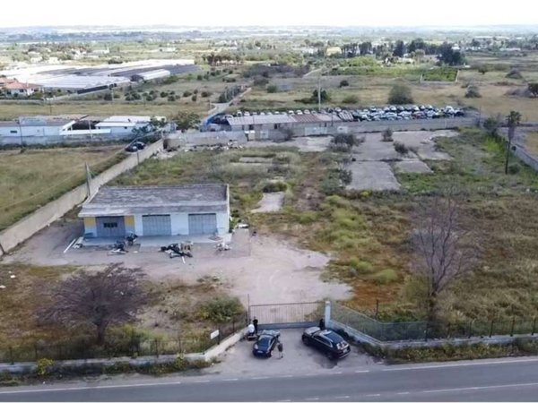 terreno edificabile in vendita a Taviano