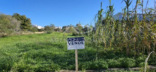 terreno edificabile in vendita a Taviano