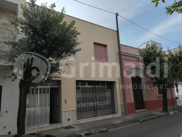 casa indipendente in vendita a Taviano