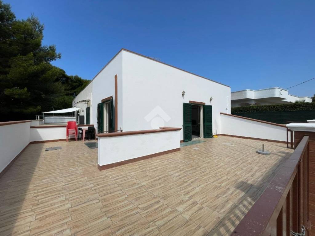 casa indipendente in vendita a Taviano in zona Marina di Mancaversa