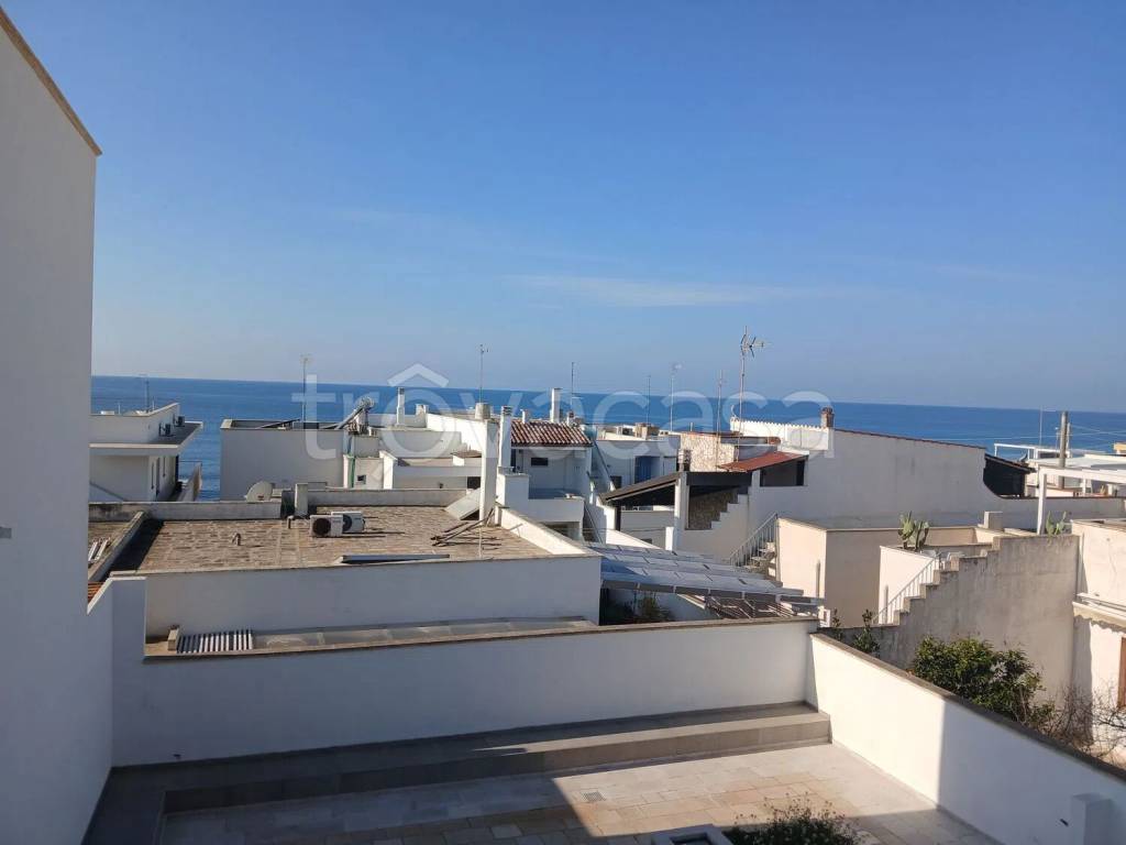 casa indipendente in vendita a Taviano in zona Marina di Mancaversa