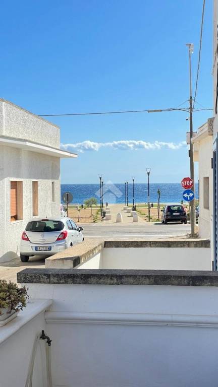 casa indipendente in vendita a Taviano in zona Marina di Mancaversa