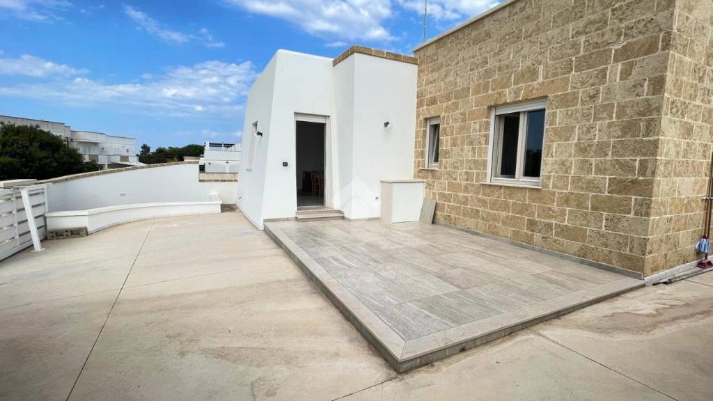 casa indipendente in vendita a Taviano in zona Marina di Mancaversa