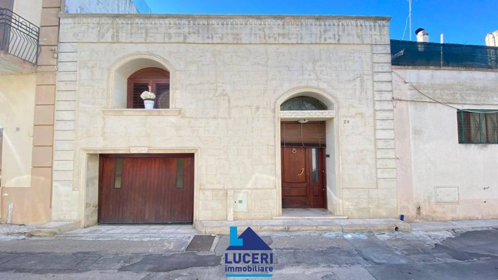 casa indipendente in vendita a Taviano in zona Marina di Mancaversa