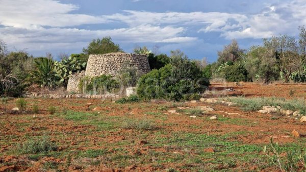 casa indipendente in vendita a Taviano