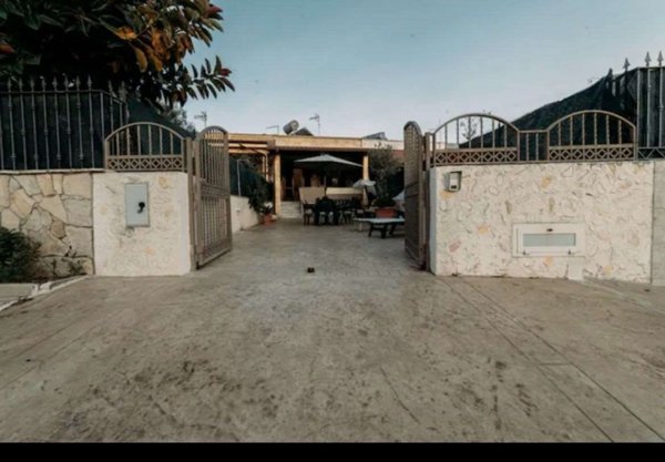 casa indipendente in vendita a Taviano in zona Marina di Mancaversa