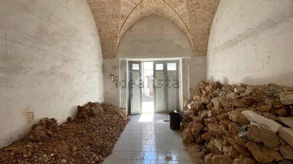 casa indipendente in vendita a Taviano