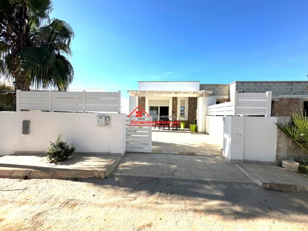 casa indipendente in vendita a Taviano in zona Marina di Mancaversa