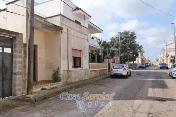 casa indipendente in vendita a Taviano
