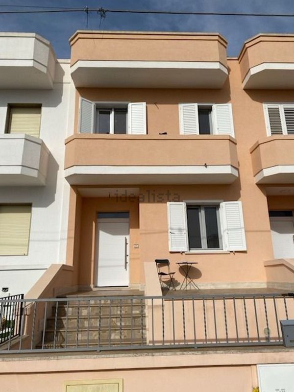 casa indipendente in vendita a Taviano