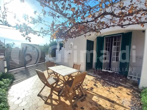 casa indipendente in vendita a Taviano