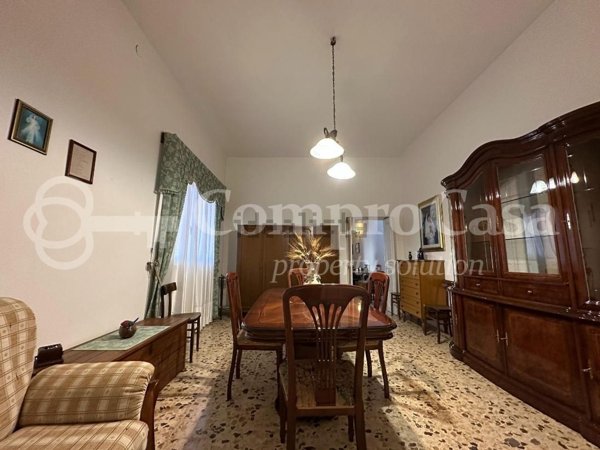 casa indipendente in vendita a Taviano