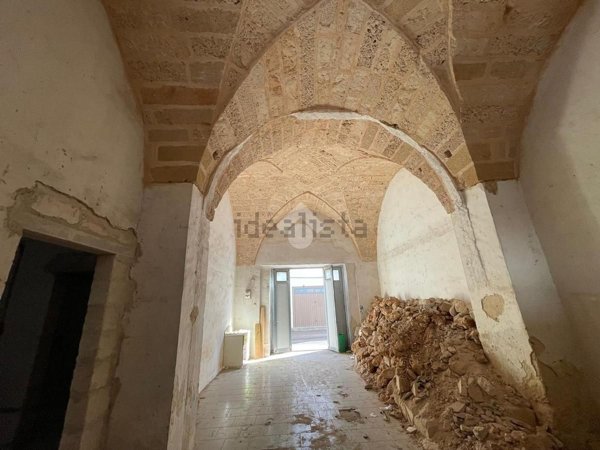 casa indipendente in vendita a Taviano