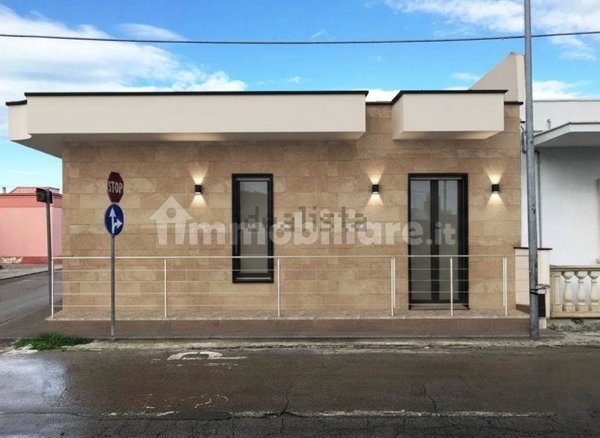 casa indipendente in vendita a Taviano