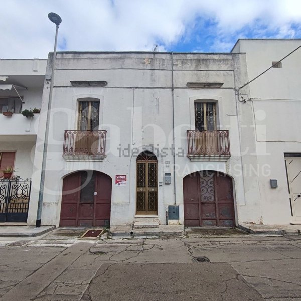 casa indipendente in vendita a Taviano