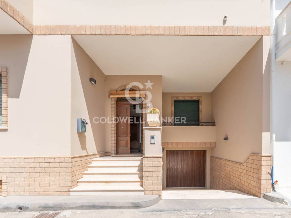 casa indipendente in vendita a Taviano