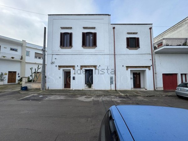 casa indipendente in vendita a Taviano